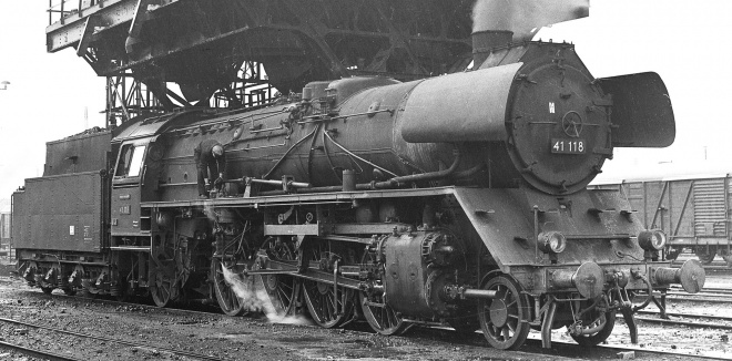 Steam locomotive BR 41 with Reco boiler Digital with Sound<br /><a href='images/pictures/Fleischmann/413472.jpg' target='_blank'>Full size image</a>